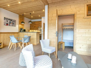 Appartement La Clusaz, 2 pièces, 4 personnes - FR-1-437-85