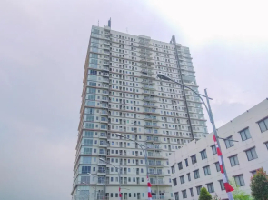 Cozy Stay 2BR Tamansari Mahogany Apartment