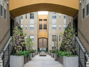 Global Luxury Suites at San Fernando