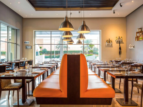 Отель ibis Deira Creekside Dubai