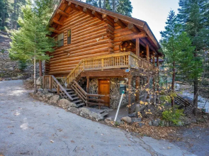 The Log Home Quintessential Log Cabin in Ynp!