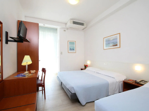Hotel Caravel