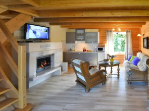 Holiday center with pool, Lacko