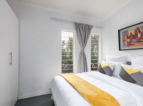 Stylish 2-bed Apartment in Centurion, Pretoria