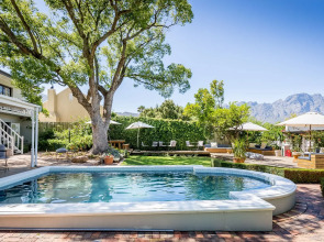 Macaron Boutique Guest House