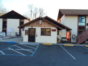 Jamestown Railtown Motel