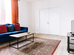 Peaceful 2 Bedroom Apartment in Prestonfield With Arthurs Seat Views