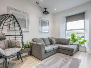 Central Ambleside - Luxury 2 Bed Holiday Home Dog Friendly