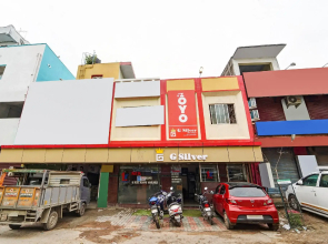 Collection O 82333 G Silver Hotels & Resorts