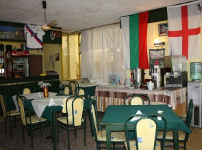 Sunny Varshava Hotel