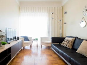 Sunny 4 Bedroom Apartment - with View
