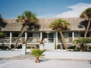 Sabal Palms Inn