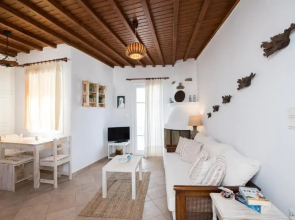 Escape to Mykonos - Entire place by Ornos beach