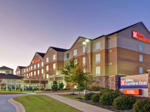 Hilton Garden Inn Fayettevile
