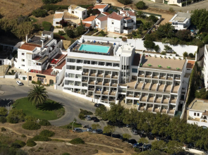 Carvi Beach Hotel