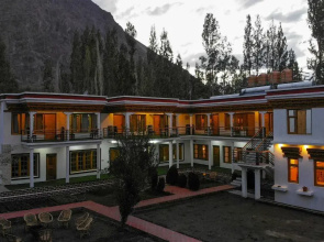 Hotel Nubra Residency - Hunder