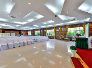 Theerama Cottage Resort