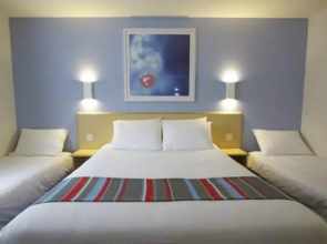 Travelodge Medway M2