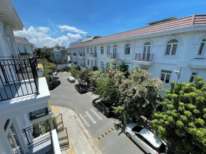 Aroma Luxury Villa