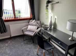 Immaculate 5 Bedroom House Outside Stornoway