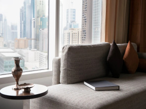 Jumeirah Emirates Towers Dubai