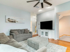 < 1 Mi to Boat Ramp: Waterfront Lake Conroe Home!