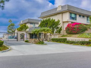 Solana Beach Resort Style Beach Condo With Pool and Spa Dmbc142 by Redawning