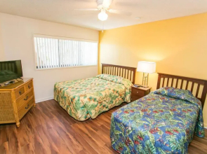 HIB-E201 Pool View 2 BR Free Tix 3 Pools