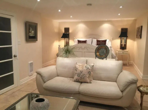 Lion's Head Bed & Breakfast