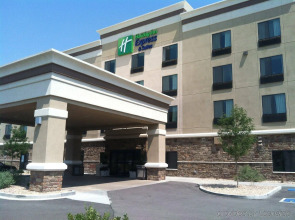 Holiday Inn Express & Suites Pueblo North by IHG