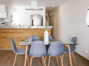 w Great 3BR Duplex With Terrace in Miraflores
