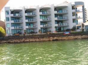 La Promenade Absolute Waterfront Apartments