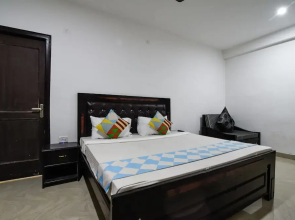 Oyo Home 18463 Modern Stay