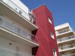 Agora Apartamentos La Volta