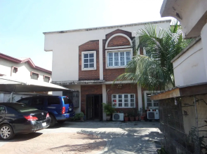 House No 12B