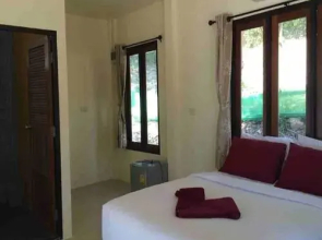 Ban Inchat Bungalow