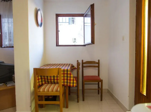 Chic Brookline Suites by Sonder