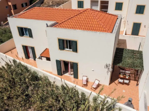 Beach House for Vacation - H2ome