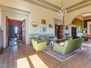 Belvilla by OYO Cosy Holiday Home With Pool