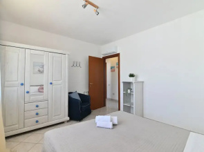 IzzHome Maris