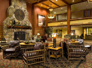 Six Flags Great Escape Lodge & Indoor Waterpark