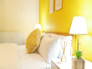Charming Frome Retreat With 4 Bedrooms