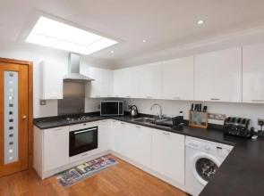 The Traquair Park Residence