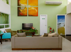 Suíte Pé Na Areia Com Piscina, Wifi E Estacionamento Em Ponta Negra