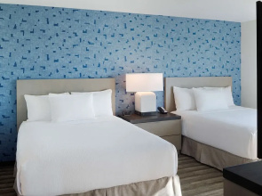 Hyatt House Columbus OSU / Short – North