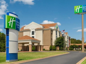 Holiday Inn Express & Suites McAlester by IHG