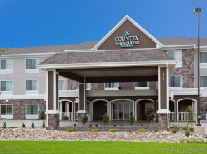 Country Inn & Suites by Radisson, Minot, ND