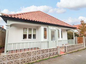 52 Lee Road