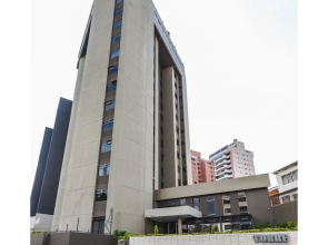 Sophistidated 2 BDRM Apartment @ Zona 14