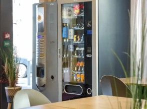 B&B HOTEL Marseille La Timone